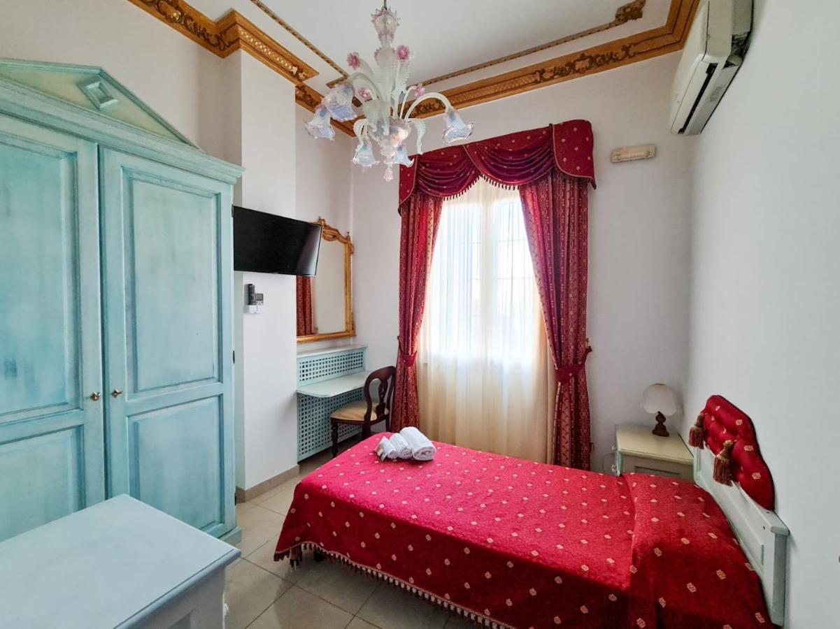 Euro Hotel Иглесиас Экстерьер фото