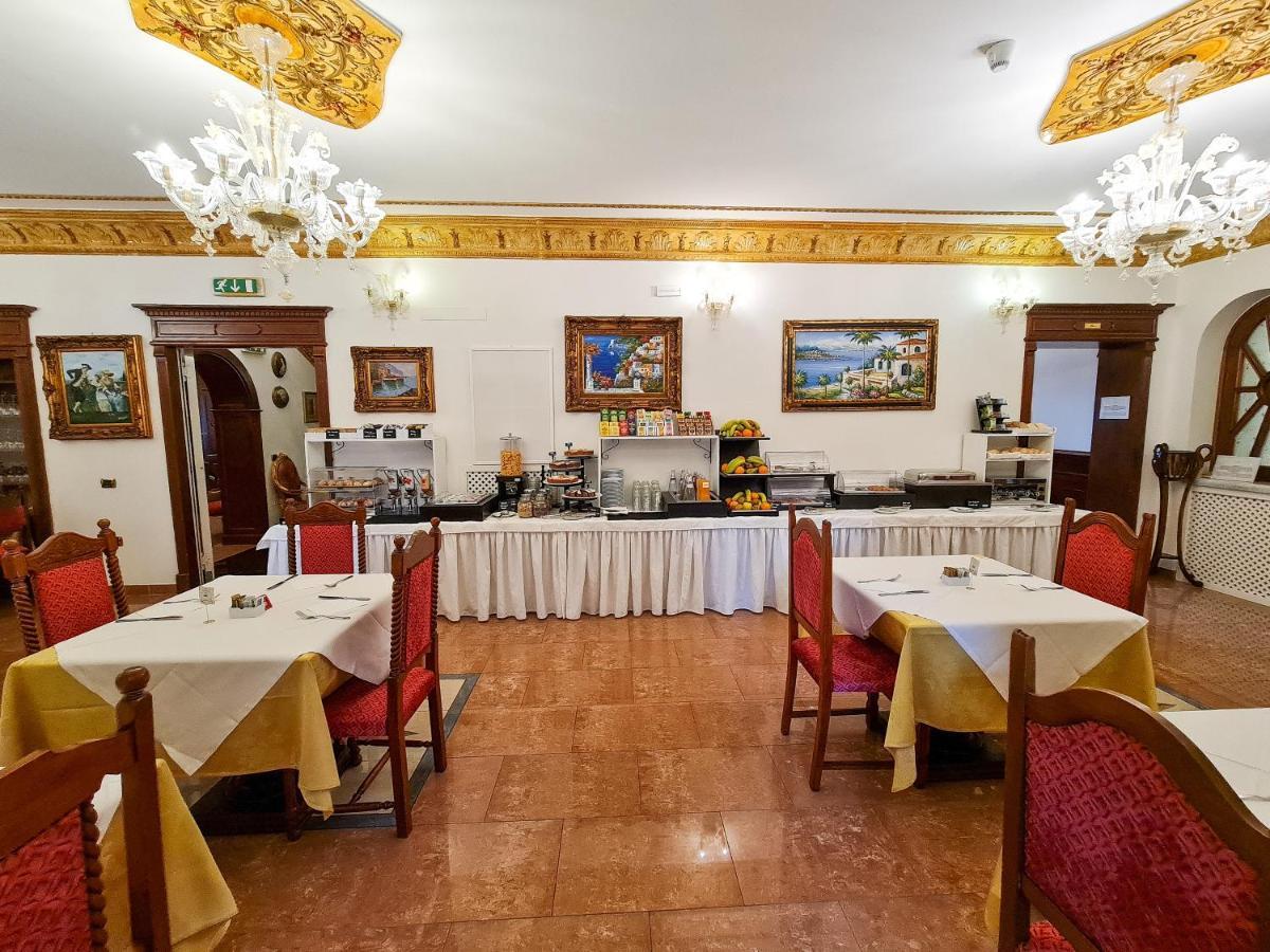 Euro Hotel Иглесиас Экстерьер фото
