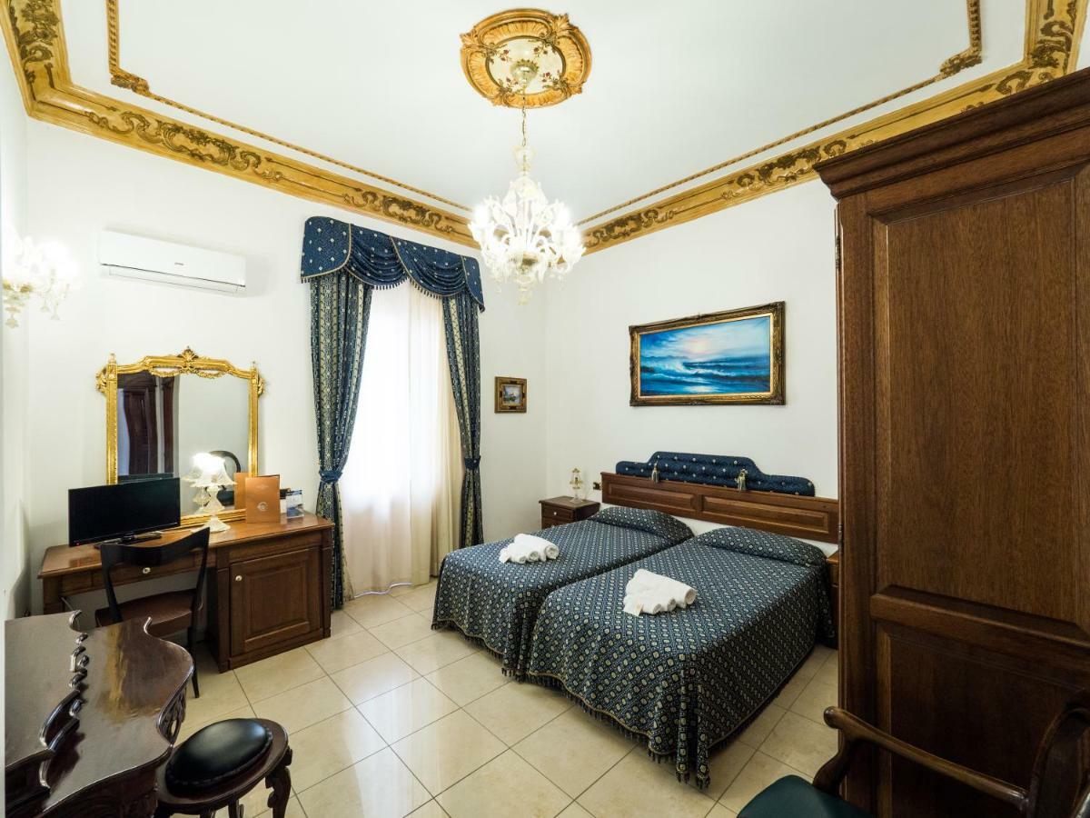 Euro Hotel Иглесиас Экстерьер фото