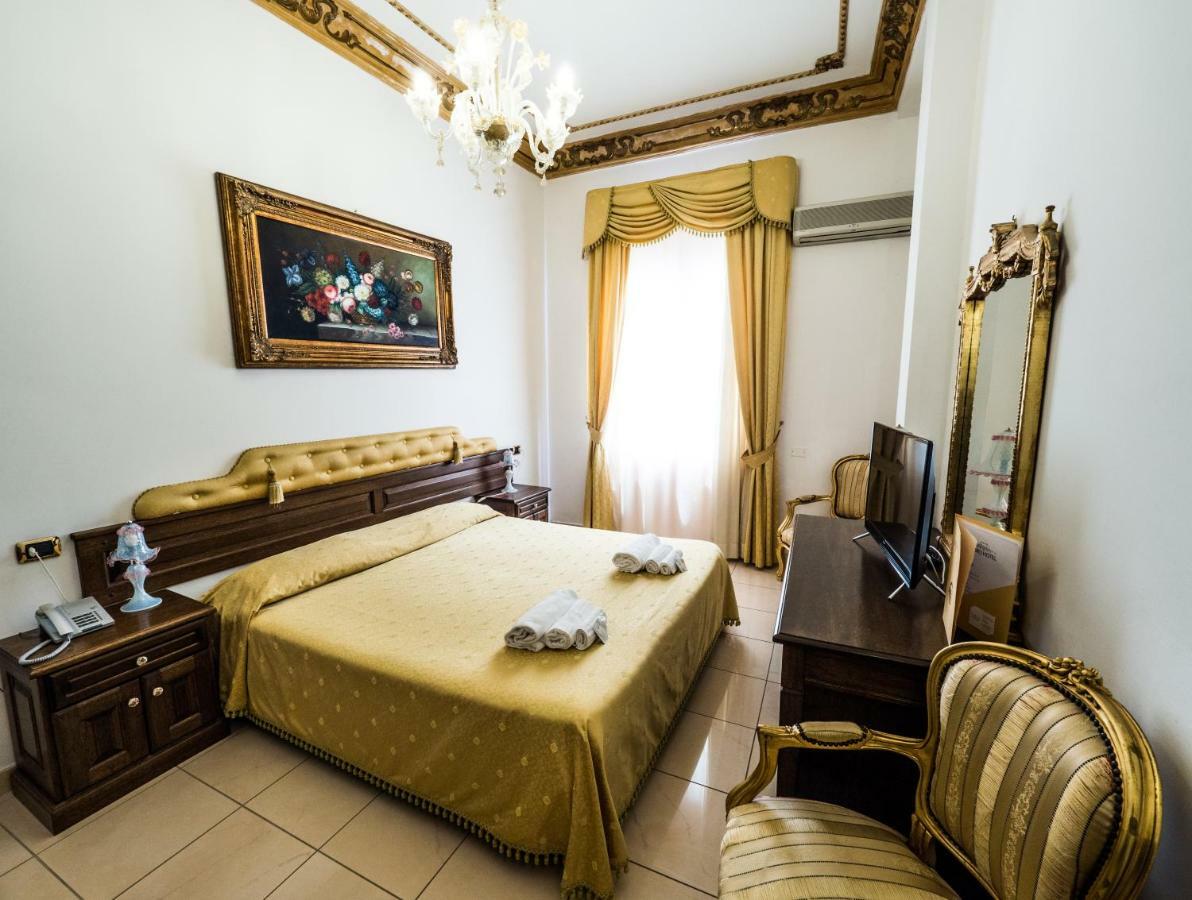 Euro Hotel Иглесиас Экстерьер фото